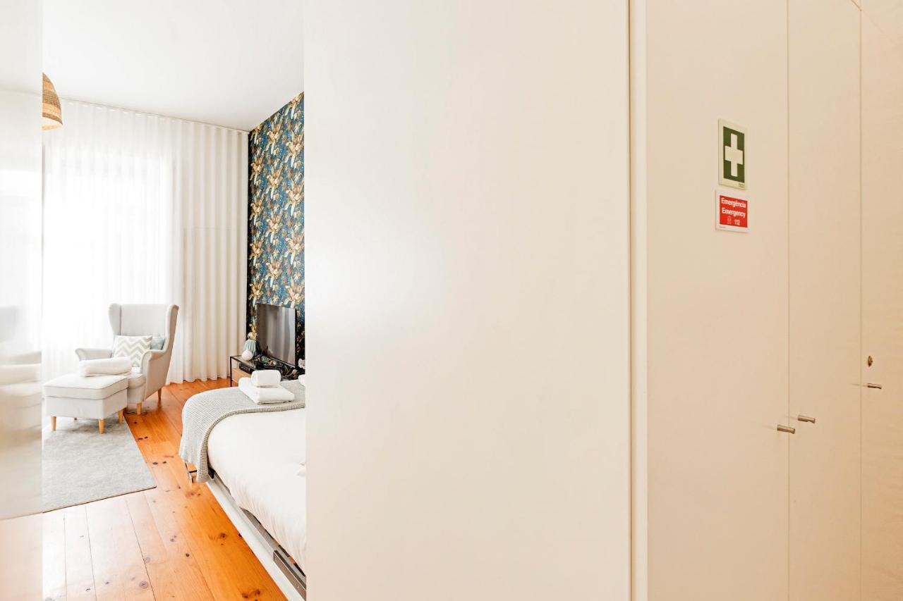Lovelystay - Cativo Studio Downtown By Metro Station Porto Exterior photo